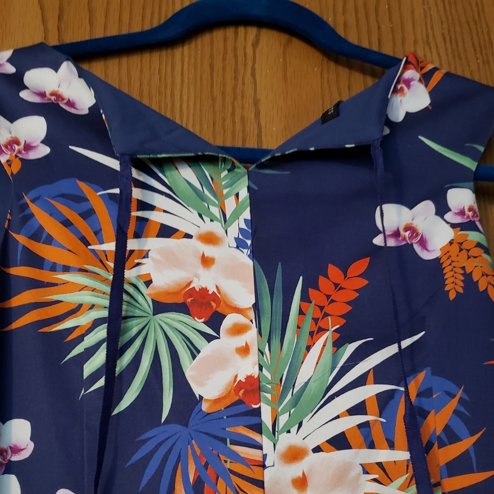 Spring/Summer Dress - Picture 2 of 4
